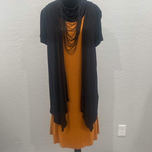 Dresses & Skirts - Sleeveless Dress With Jacket